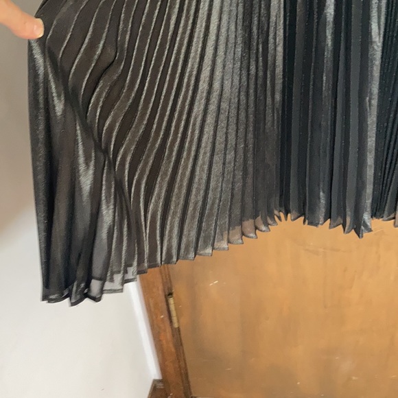 Relist8/3🔺 Simply Vera Vera wang pleated bottom fit & flare black dress size XL - Picture 6 of 15